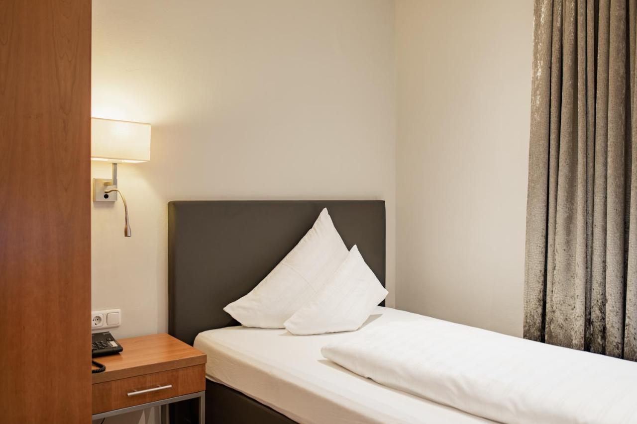 Hotel Goldenes Schiff 4*