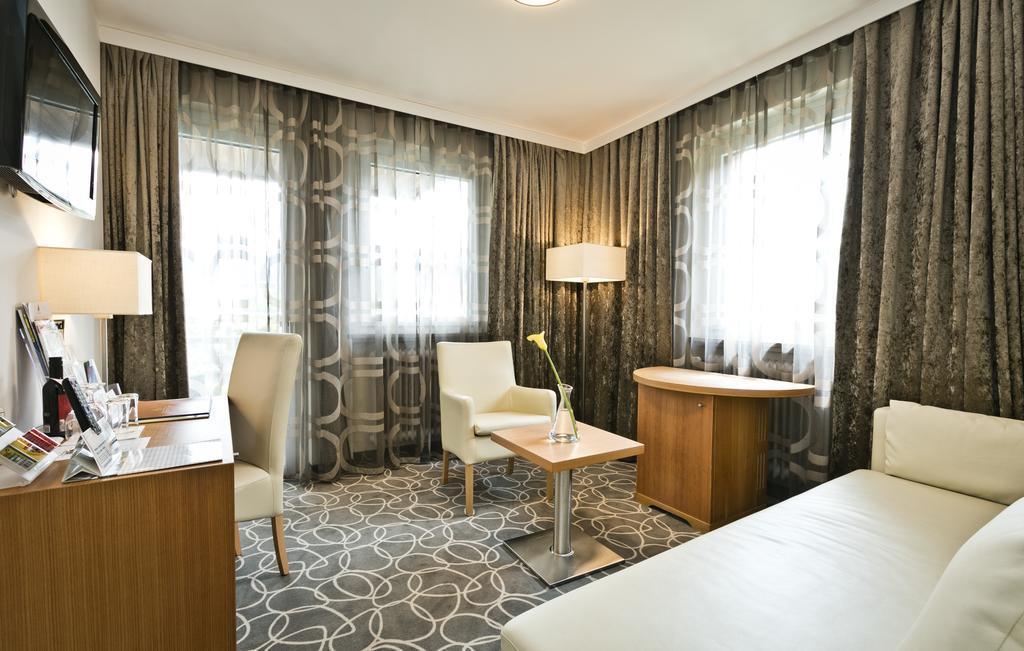 Hotel Goldenes Schiff 4*