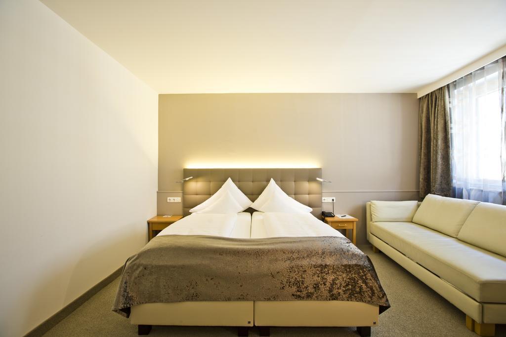 Goldenes Schiff Hotel 4*