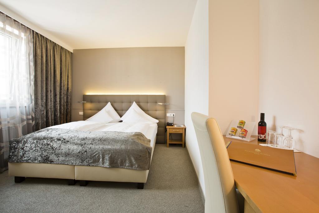Stadthotel Goldenes Schiff